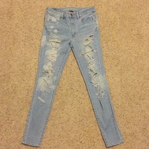 American Eagle Ripped super stretch jeans !